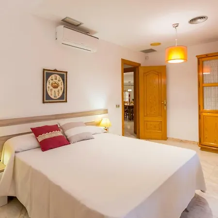 Casa Atalaya En De Con Piscina 아파트